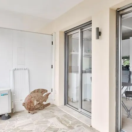 Superbe Avec Terrasse A 10 Min De La Cannes